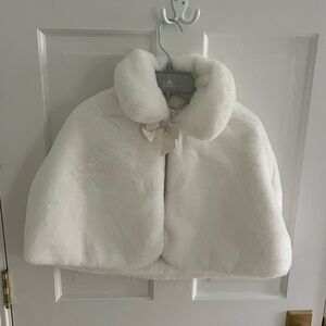 Gymboree Girls White Faux Fur Cape